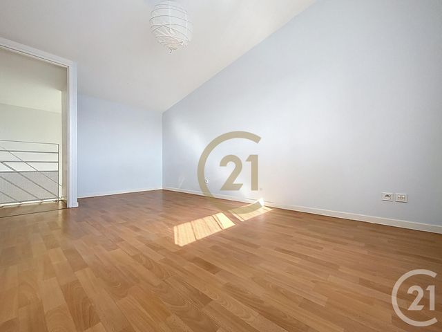 Appartement F3 &agrave; louer - 3 pi&egrave;ces - 64,87 m2 - Hericourt - 70 - FRANCHE-COMTE