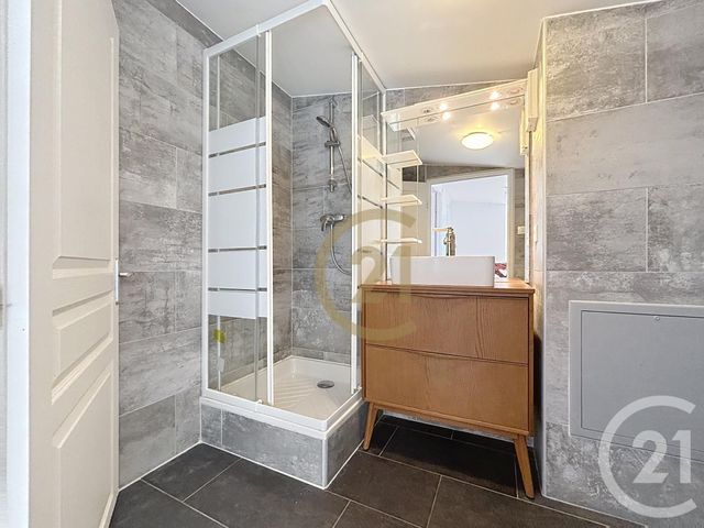 Appartement F3 &agrave; louer - 3 pi&egrave;ces - 64,87 m2 - Hericourt - 70 - FRANCHE-COMTE