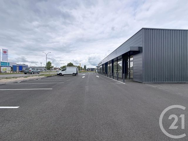 Appartement Local &agrave; louer - 1 pi&egrave;ce - 356 m2 - Lure - 70 - FRANCHE-COMTE