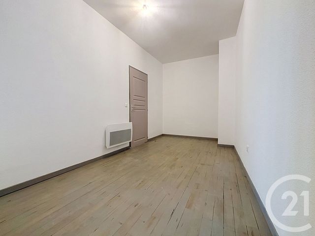 Appartement F2 &agrave; louer - 2 pi&egrave;ces - 54,71 m2 - Lure - 70 - FRANCHE-COMTE