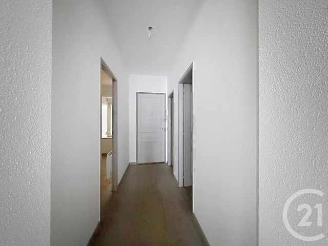 Appartement F2 &agrave; louer - 2 pi&egrave;ces - 54,71 m2 - Lure - 70 - FRANCHE-COMTE