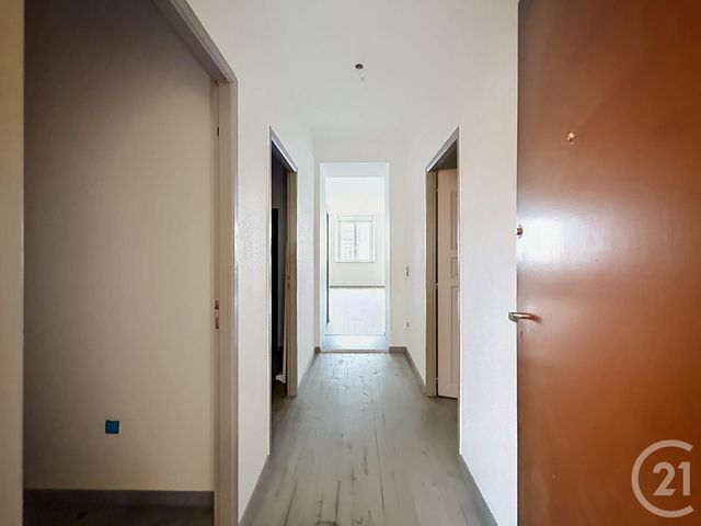 Appartement F2 &agrave; louer - 2 pi&egrave;ces - 54,71 m2 - Lure - 70 - FRANCHE-COMTE