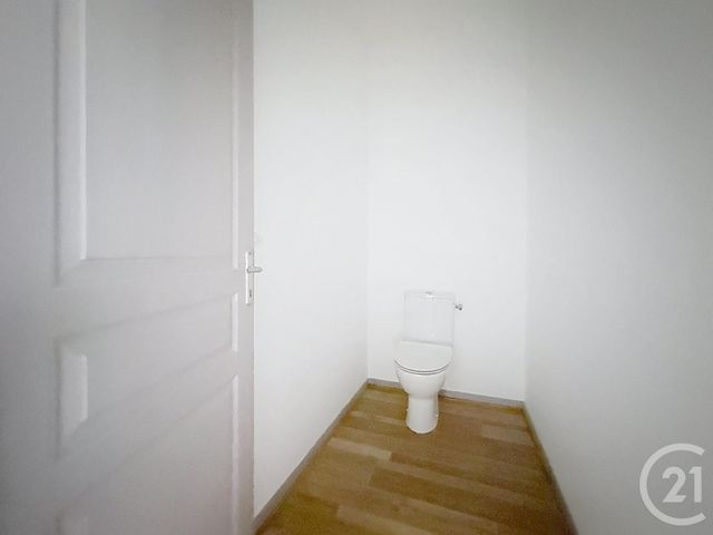 Appartement F2 &agrave; louer - 2 pi&egrave;ces - 54,71 m2 - Lure - 70 - FRANCHE-COMTE