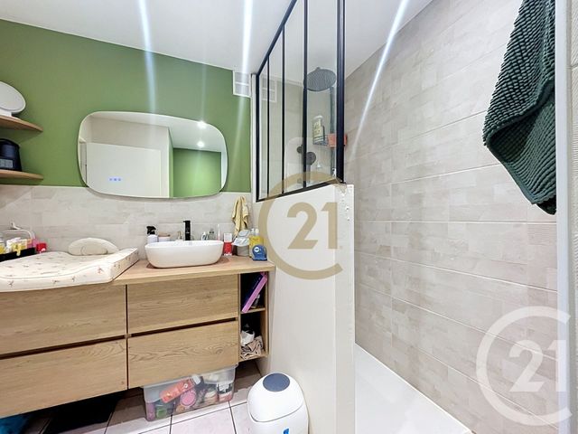 Appartement F4 &agrave; vendre - 4 pi&egrave;ces - 78,86 m2 - Luxeuil Les Bains - 70 - FRANCHE-COMTE