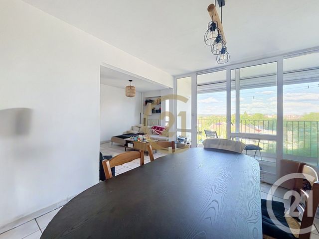 Appartement F4 &agrave; vendre - 4 pi&egrave;ces - 78,86 m2 - Luxeuil Les Bains - 70 - FRANCHE-COMTE