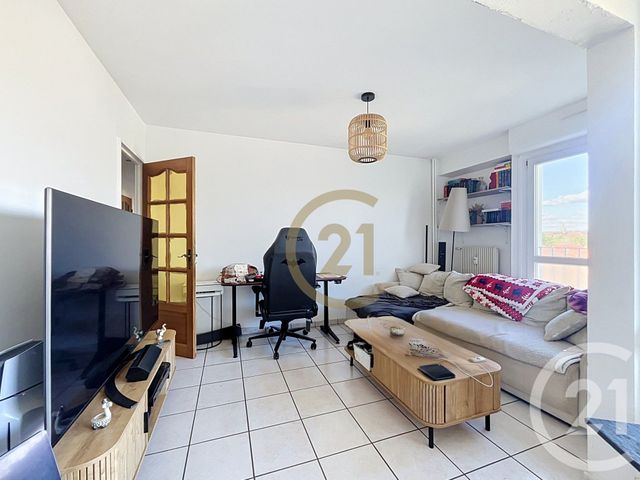 Appartement F4 &agrave; vendre - 4 pi&egrave;ces - 78,86 m2 - Luxeuil Les Bains - 70 - FRANCHE-COMTE