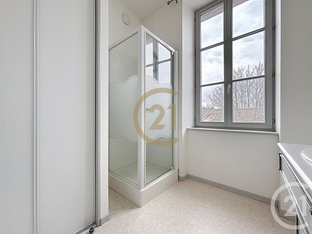 Appartement F2 &agrave; louer - 2 pi&egrave;ces - 39,47 m2 - Lure - 70 - FRANCHE-COMTE