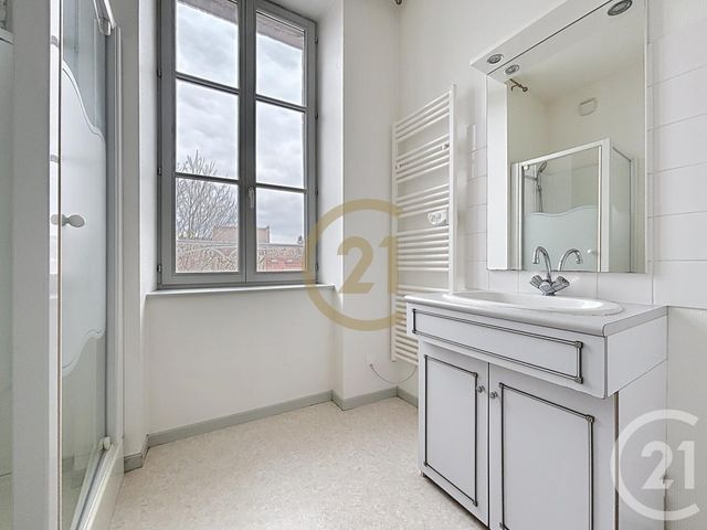 Appartement F2 &agrave; louer - 2 pi&egrave;ces - 39,47 m2 - Lure - 70 - FRANCHE-COMTE