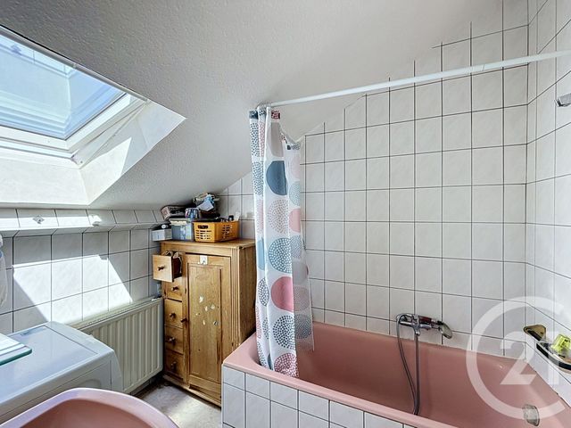 Appartement T5 &agrave; vendre - 5 pi&egrave;ces - 87,05 m2 - Lure - 70 - FRANCHE-COMTE