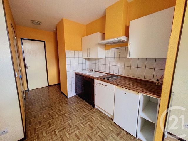 Appartement F2 &agrave; louer - 2 pi&egrave;ces - 30,48 m2 - Lure - 70 - FRANCHE-COMTE
