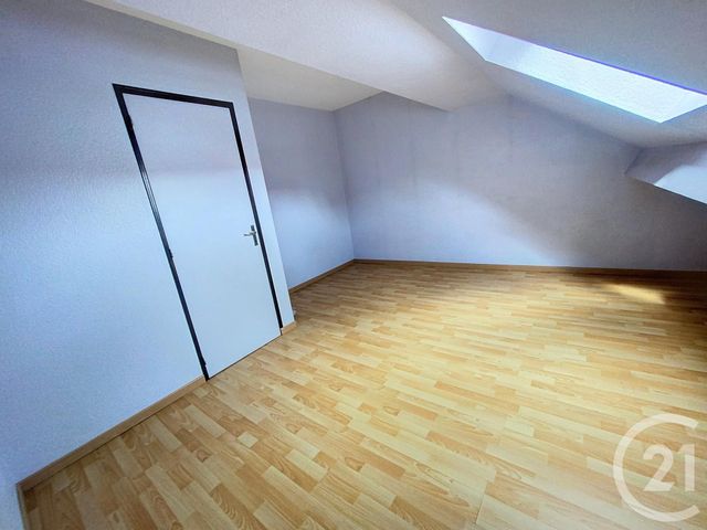 Appartement F2 &agrave; louer - 2 pi&egrave;ces - 30,48 m2 - Lure - 70 - FRANCHE-COMTE