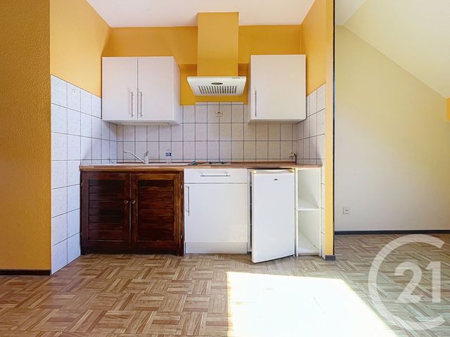 Appartement F2 &agrave; louer - 2 pi&egrave;ces - 30,48 m2 - Lure - 70 - FRANCHE-COMTE
