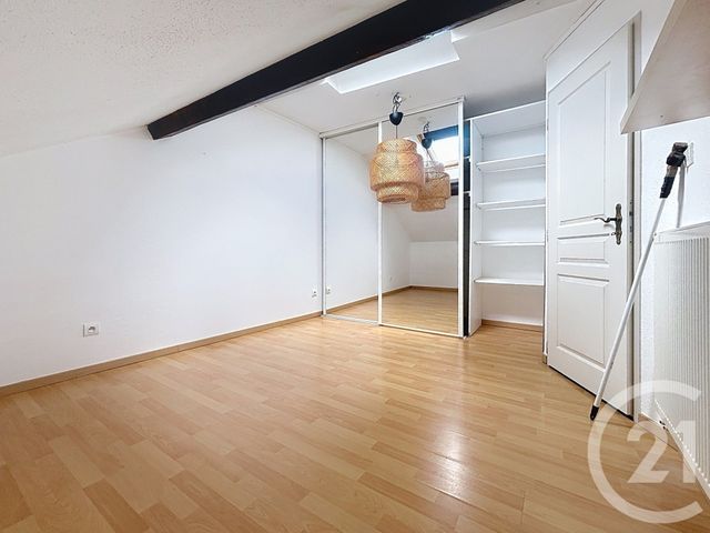 Appartement F3 &agrave; louer - 3 pi&egrave;ces - 59,30 m2 - Luxeuil Les Bains - 70 - FRANCHE-COMTE