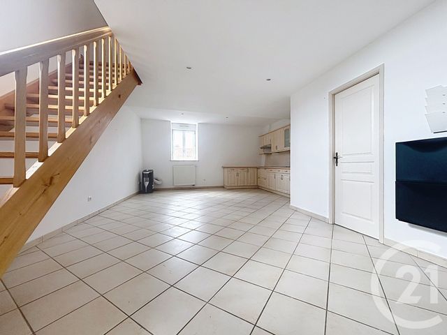 Appartement F3 &agrave; louer - 3 pi&egrave;ces - 59,30 m2 - Luxeuil Les Bains - 70 - FRANCHE-COMTE