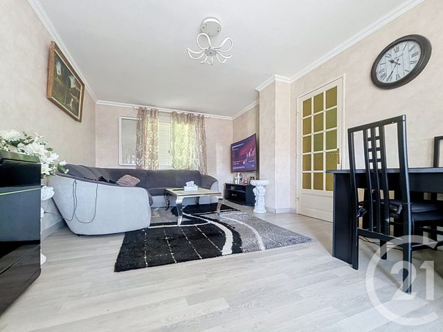 Maison &agrave; louer - 7 pi&egrave;ces - 117,61 m2 - Vesoul - 70 - FRANCHE-COMTE