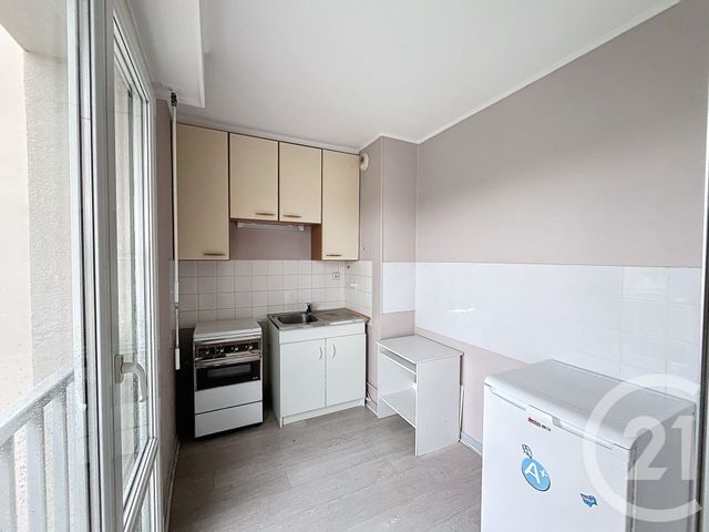 Appartement T1 &agrave; louer - 1 pi&egrave;ce - 32 m2 - Vesoul - 70 - FRANCHE-COMTE