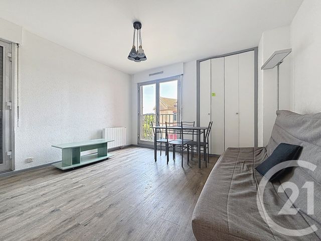 Appartement F2 &agrave; louer - 2 pi&egrave;ces - 32,25 m2 - Vesoul - 70 - FRANCHE-COMTE