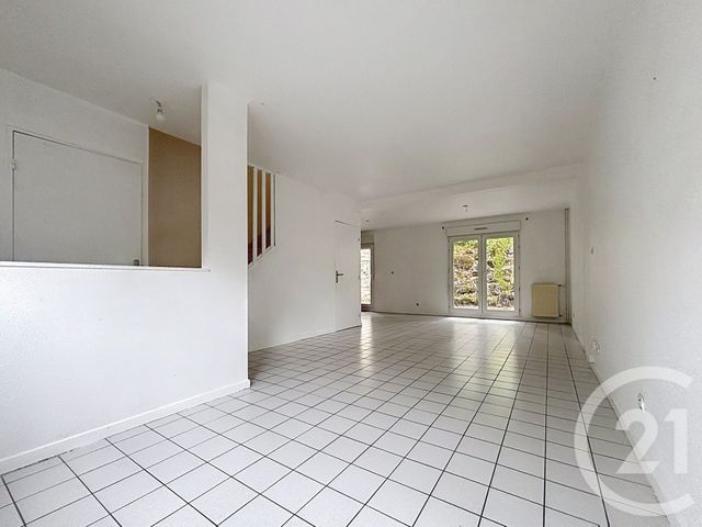 Maison &agrave; louer - 4 pi&egrave;ces - 86,64 m2 - Vesoul - 70 - FRANCHE-COMTE