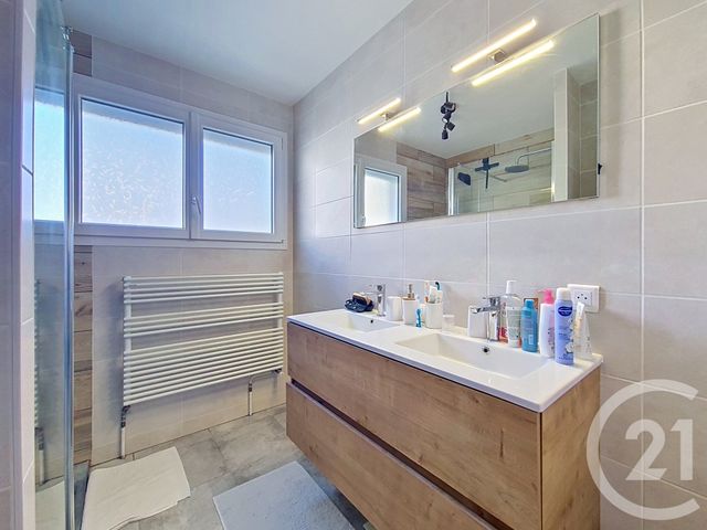 Maison &agrave; louer - 6 pi&egrave;ces - 120 m2 - Vesoul - 70 - FRANCHE-COMTE