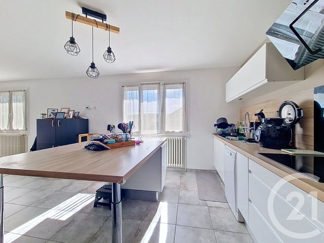Maison &agrave; louer - 6 pi&egrave;ces - 120 m2 - Vesoul - 70 - FRANCHE-COMTE