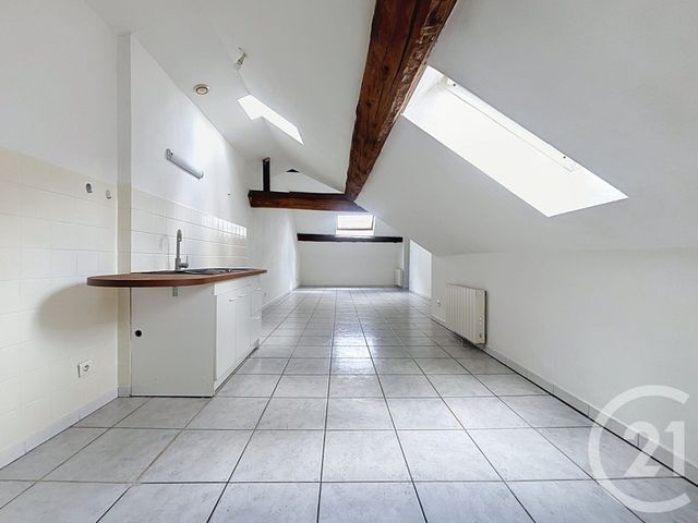 Appartement F2 à louer LURE