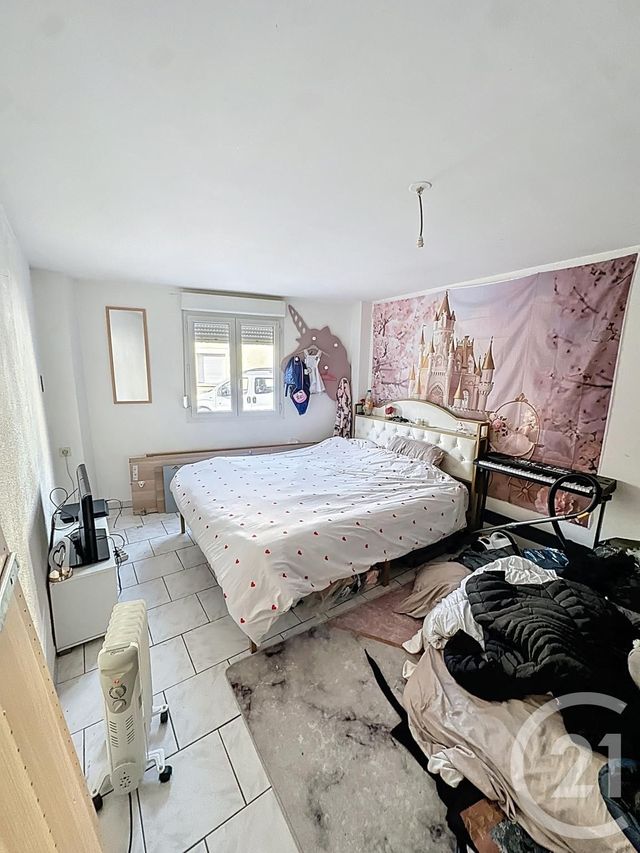 Appartement F2 &agrave; louer - 2 pi&egrave;ces - 53,73 m2 - Lure - 70 - FRANCHE-COMTE