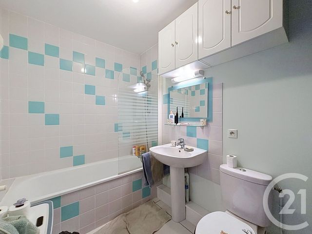 Appartement F2 &agrave; louer - 2 pi&egrave;ces - 37,50 m2 - Hericourt - 70 - FRANCHE-COMTE