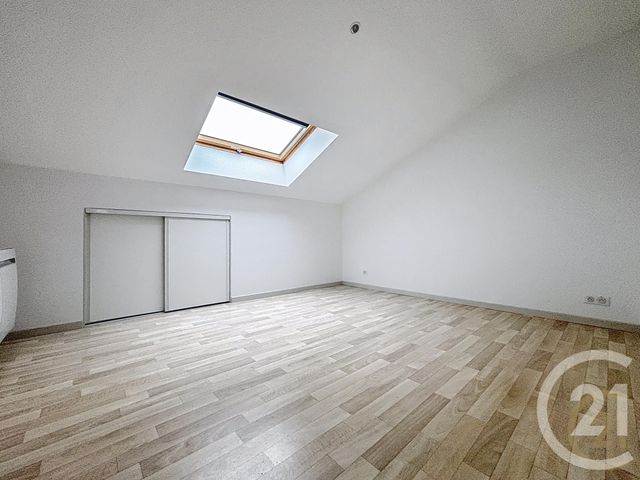 Appartement F3 &agrave; louer - 3 pi&egrave;ces - 69,69 m2 - Frahier Et Chatebier - 70 - FRANCHE-COMTE