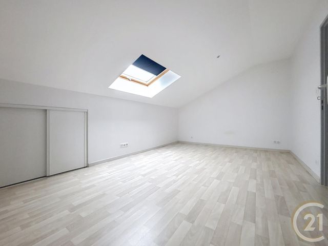 Appartement F3 &agrave; louer - 3 pi&egrave;ces - 69,69 m2 - Frahier Et Chatebier - 70 - FRANCHE-COMTE