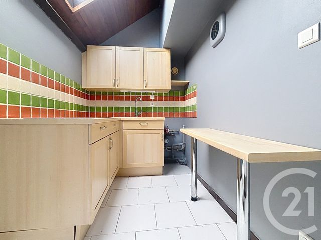 Appartement F2 &agrave; louer - 2 pi&egrave;ces - 41 m2 - Vesoul - 70 - FRANCHE-COMTE