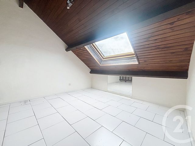 Appartement F2 &agrave; louer - 2 pi&egrave;ces - 41 m2 - Vesoul - 70 - FRANCHE-COMTE