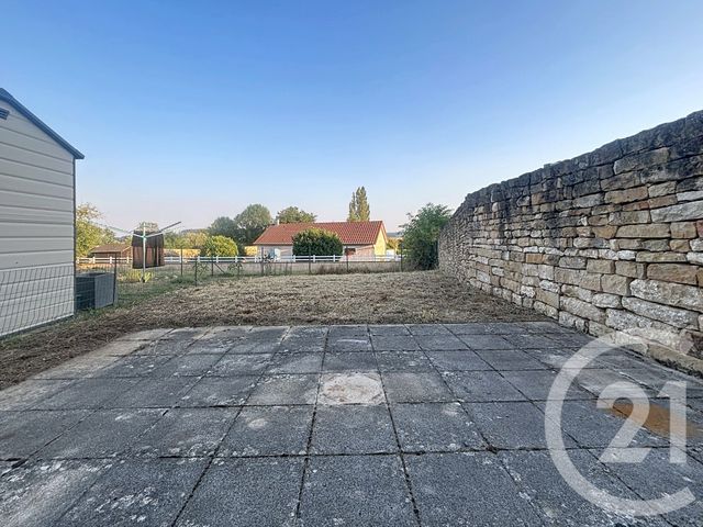 Appartement F3 &agrave; louer - 3 pi&egrave;ces - 69 m2 - Saulx - 70 - FRANCHE-COMTE