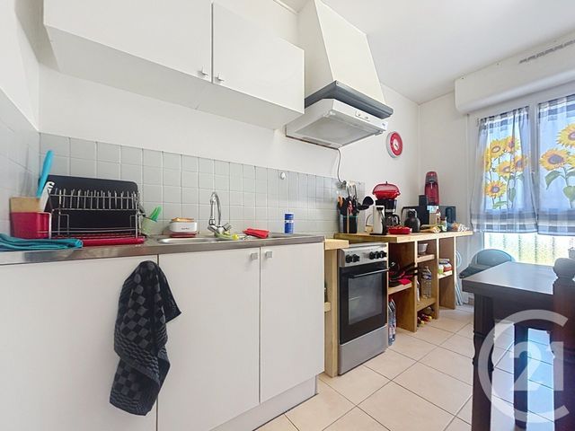 Appartement F2 &agrave; louer - 2 pi&egrave;ces - 50,66 m2 - Luxeuil Les Bains - 70 - FRANCHE-COMTE