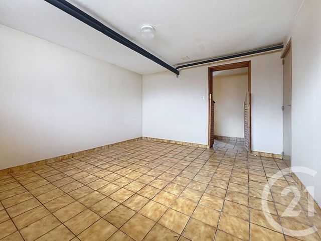 Maison &agrave; louer - 6 pi&egrave;ces - 133,51 m2 - St Sauveur - 70 - FRANCHE-COMTE