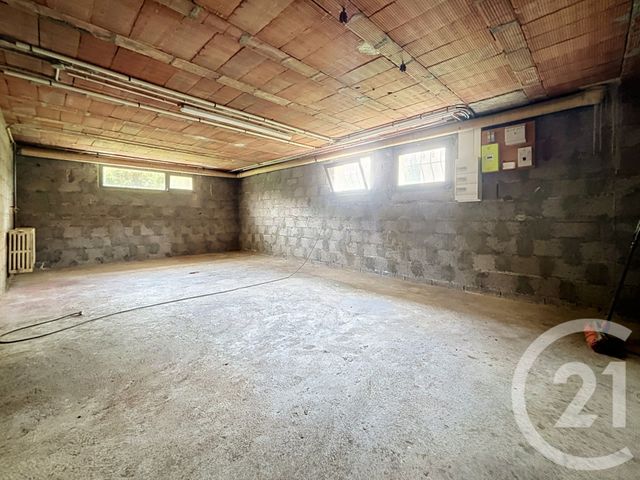 Maison &agrave; louer - 6 pi&egrave;ces - 133,51 m2 - St Sauveur - 70 - FRANCHE-COMTE
