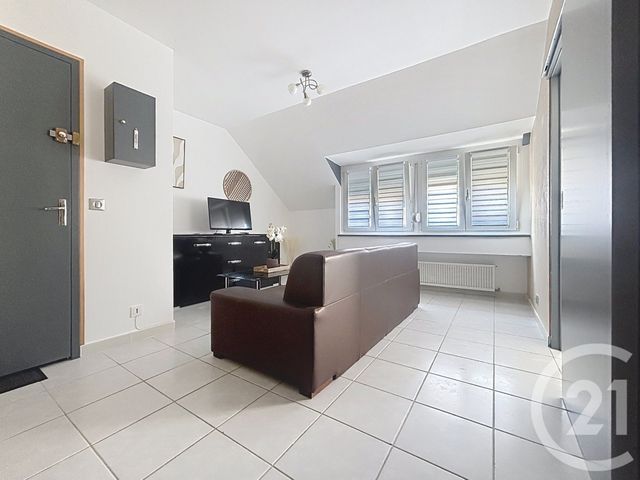 Appartement F2 &agrave; louer - 2 pi&egrave;ces - 55,15 m2 - Luxeuil Les Bains - 70 - FRANCHE-COMTE