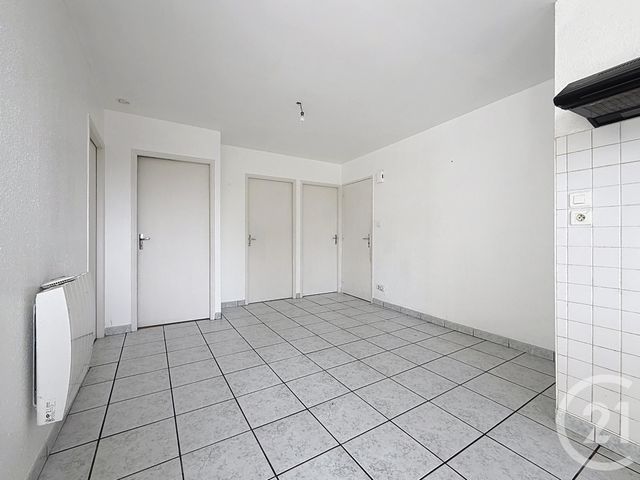 Appartement F3 &agrave; louer - 3 pi&egrave;ces - 62 m2 - Ronchamp - 70 - FRANCHE-COMTE