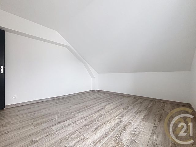 Maison &agrave; louer - 4 pi&egrave;ces - 113,50 m2 - Lure - 70 - FRANCHE-COMTE