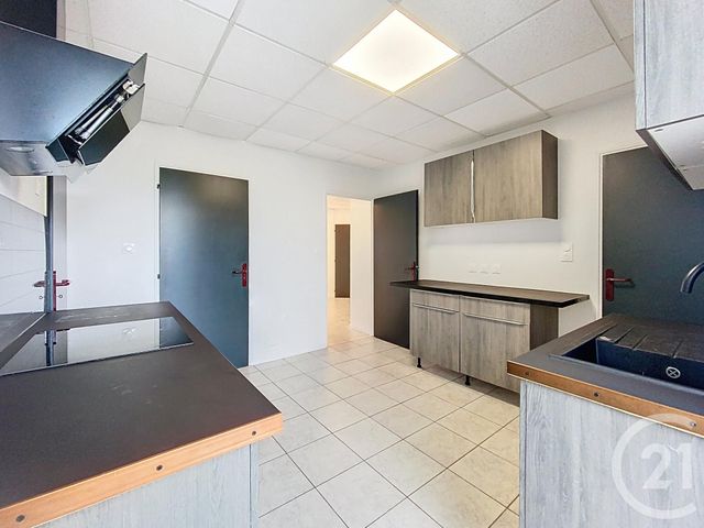 Maison &agrave; louer - 4 pi&egrave;ces - 113,50 m2 - Lure - 70 - FRANCHE-COMTE