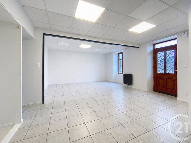 Maison &agrave; louer - 4 pi&egrave;ces - 113,50 m2 - Lure - 70 - FRANCHE-COMTE