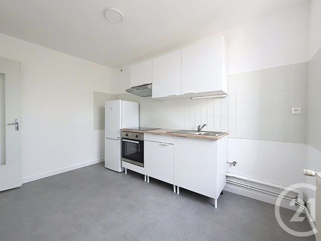 Appartement F2 &agrave; louer - 2 pi&egrave;ces - 50 m2 - Lure - 70 - FRANCHE-COMTE