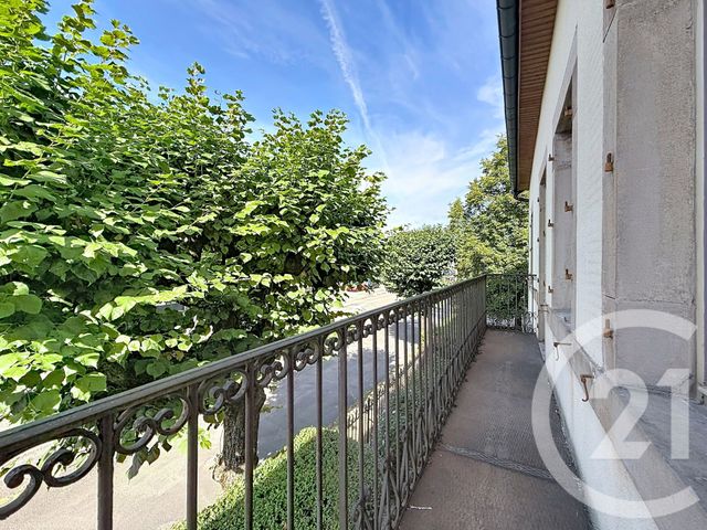 Appartement F2 &agrave; louer - 2 pi&egrave;ces - 50 m2 - Lure - 70 - FRANCHE-COMTE
