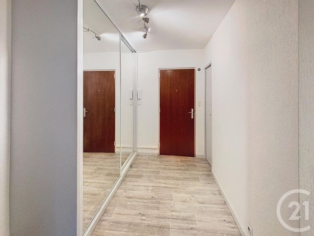 Appartement F3 &agrave; louer - 3 pi&egrave;ces - 63,65 m2 - Vesoul - 70 - FRANCHE-COMTE