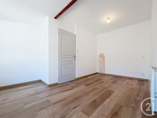 Appartement F3 &agrave; louer - 3 pi&egrave;ces - 73 m2 - Ronchamp - 70 - FRANCHE-COMTE