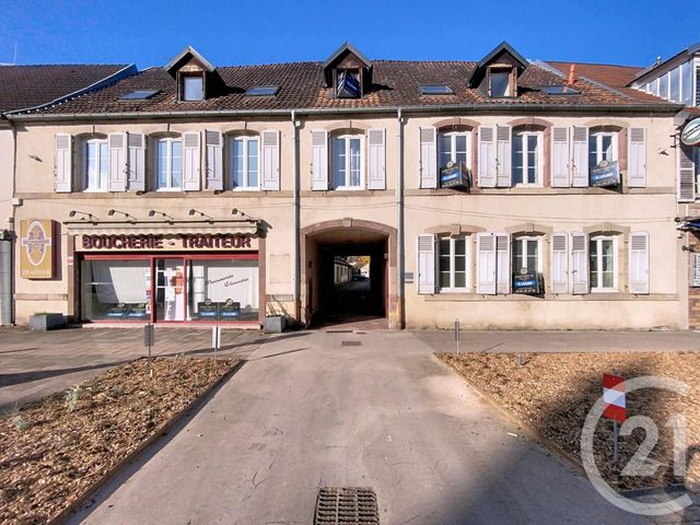 Appartement F3 &agrave; louer - 3 pi&egrave;ces - 70,95 m2 - Lure - 70 - FRANCHE-COMTE