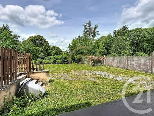 Appartement F3 &agrave; louer - 3 pi&egrave;ces - 78,21 m2 - St Sauveur - 70 - FRANCHE-COMTE