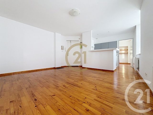 Appartement F3 &agrave; louer - 3 pi&egrave;ces - 47 m2 - Couthenans - 70 - FRANCHE-COMTE