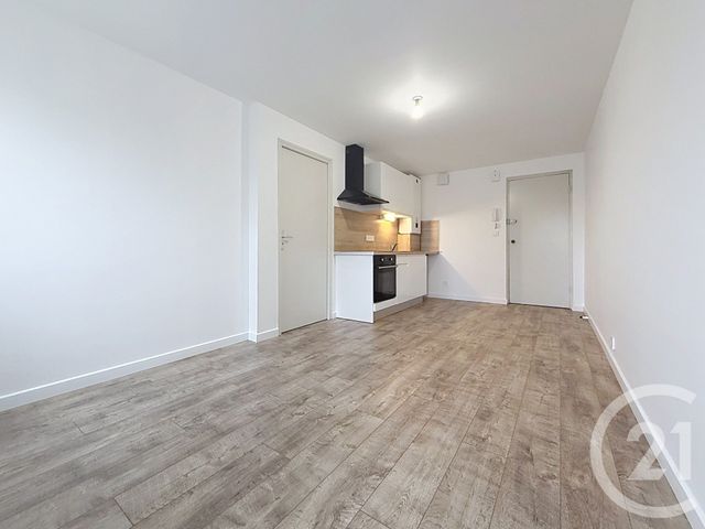 Appartement F2 &agrave; louer - 2 pi&egrave;ces - 35 m2 - Navenne - 70 - FRANCHE-COMTE