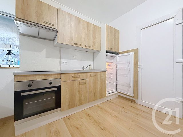 Appartement F2 &agrave; louer - 2 pi&egrave;ces - 35,88 m2 - Lure - 70 - FRANCHE-COMTE