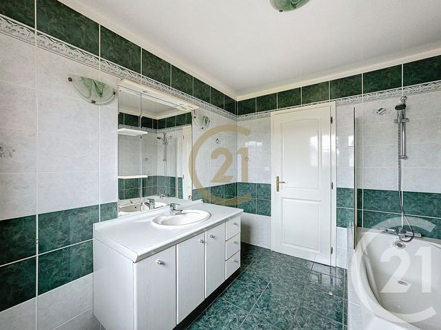 Maison à vendre - 7 pièces - 220,72 m2 - Champagney - 70 - FRANCHE-COMTE